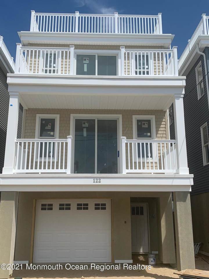 210 Bay Boulevard - Photo 1