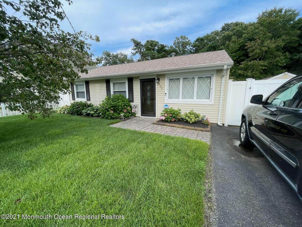 535 Holly Village Lane - Photo 1