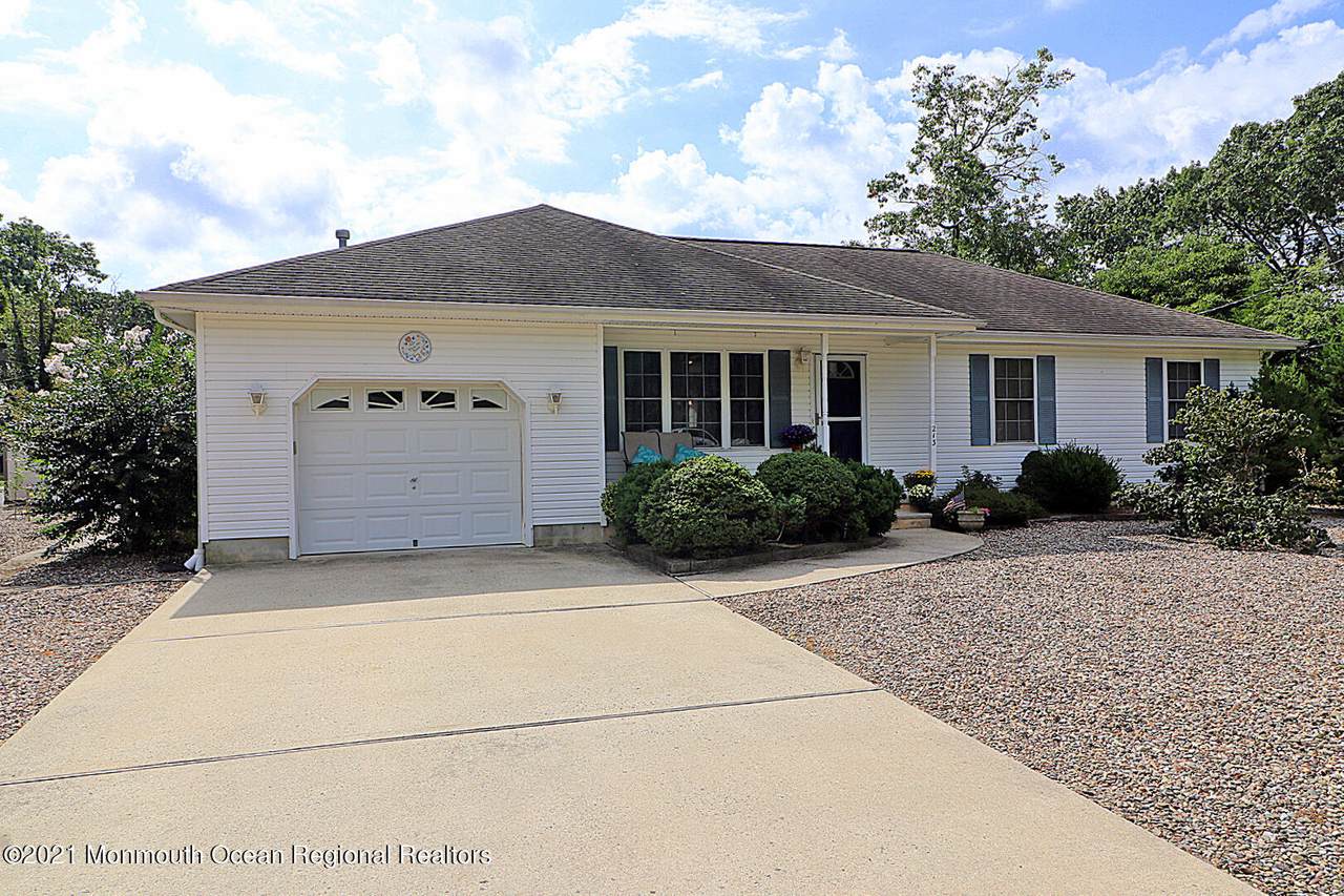 213 Lower Lake Drive - Photo 1
