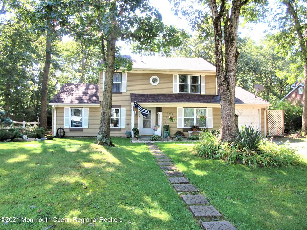 2372 Holly Hill Road - Photo 1
