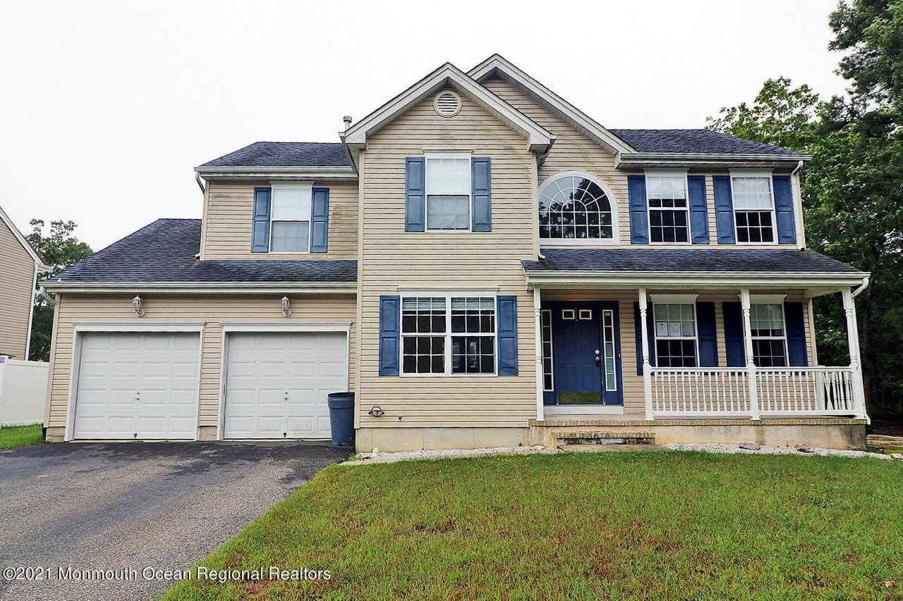 8 David Drive - Photo 1