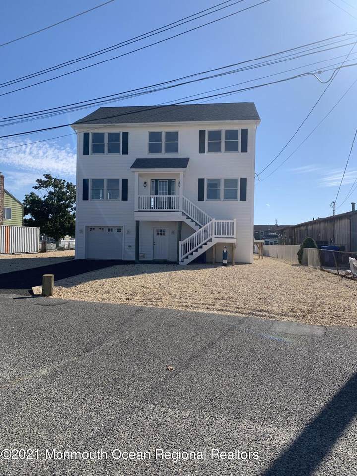 5 Saint John Avenue - Photo 1