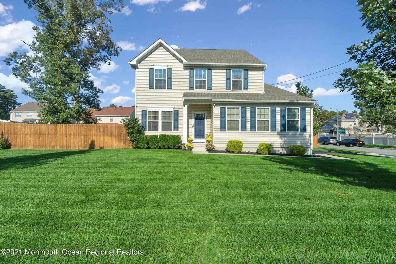154 Nautilus Drive - Photo 1