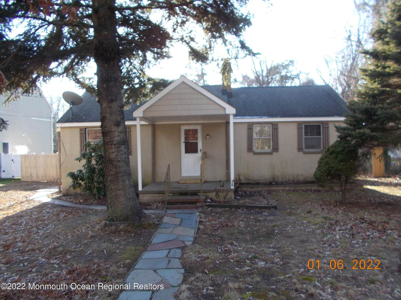 107 Jones Road - Photo 1