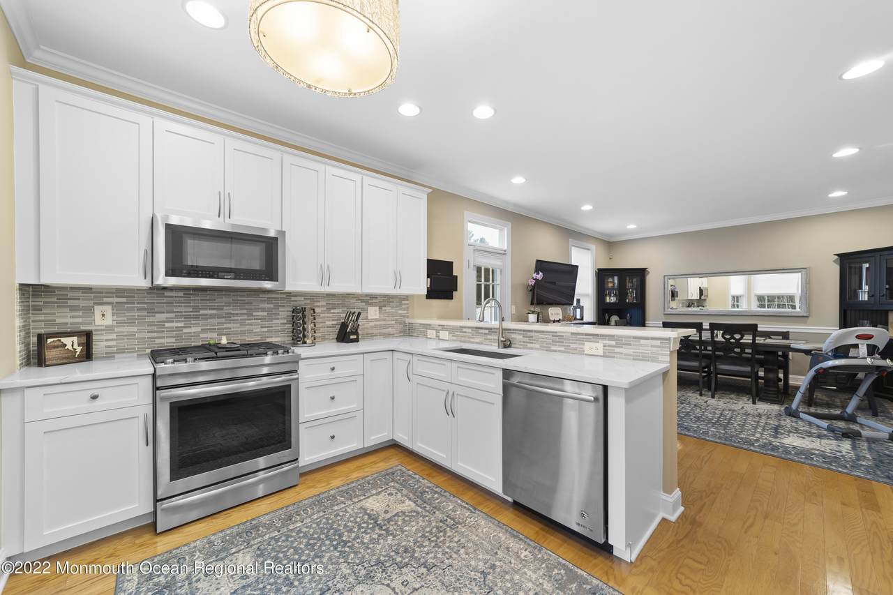 230 Shinnecock Drive - Photo 1