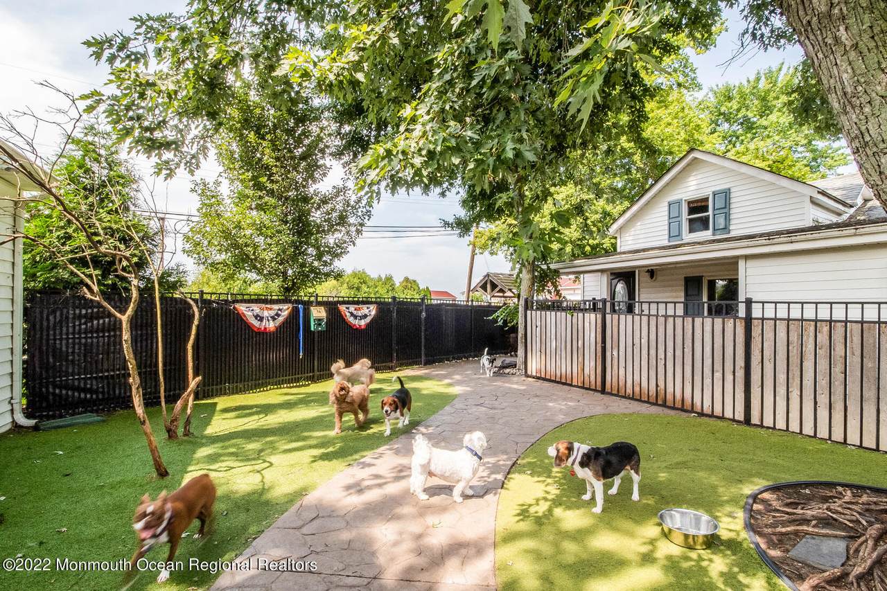 150 Applegarth Road - Photo 1