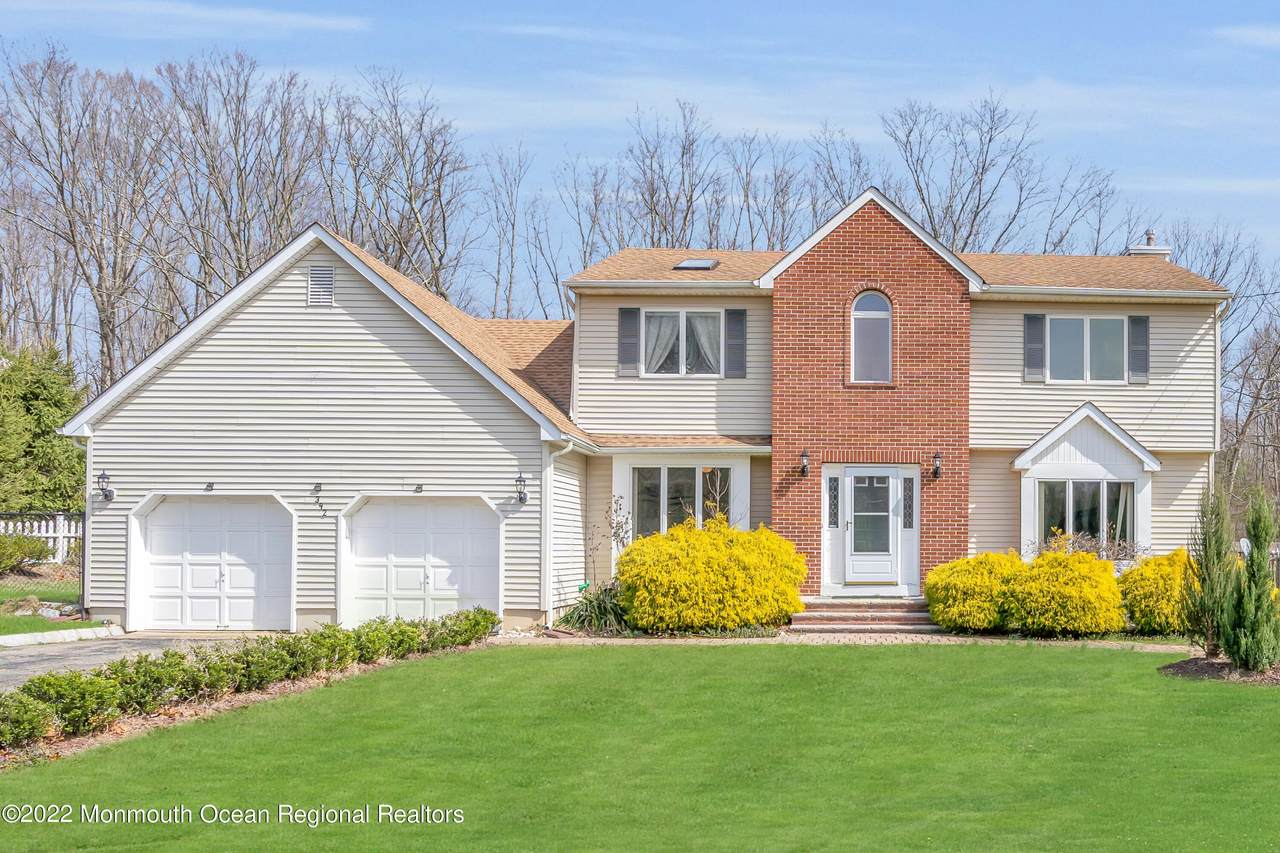 392 Millstone Road - Photo 1