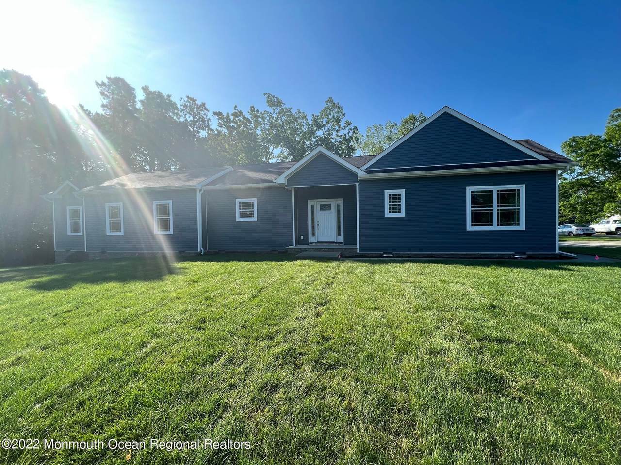 188 Shenandoah Boulevard - Photo 1