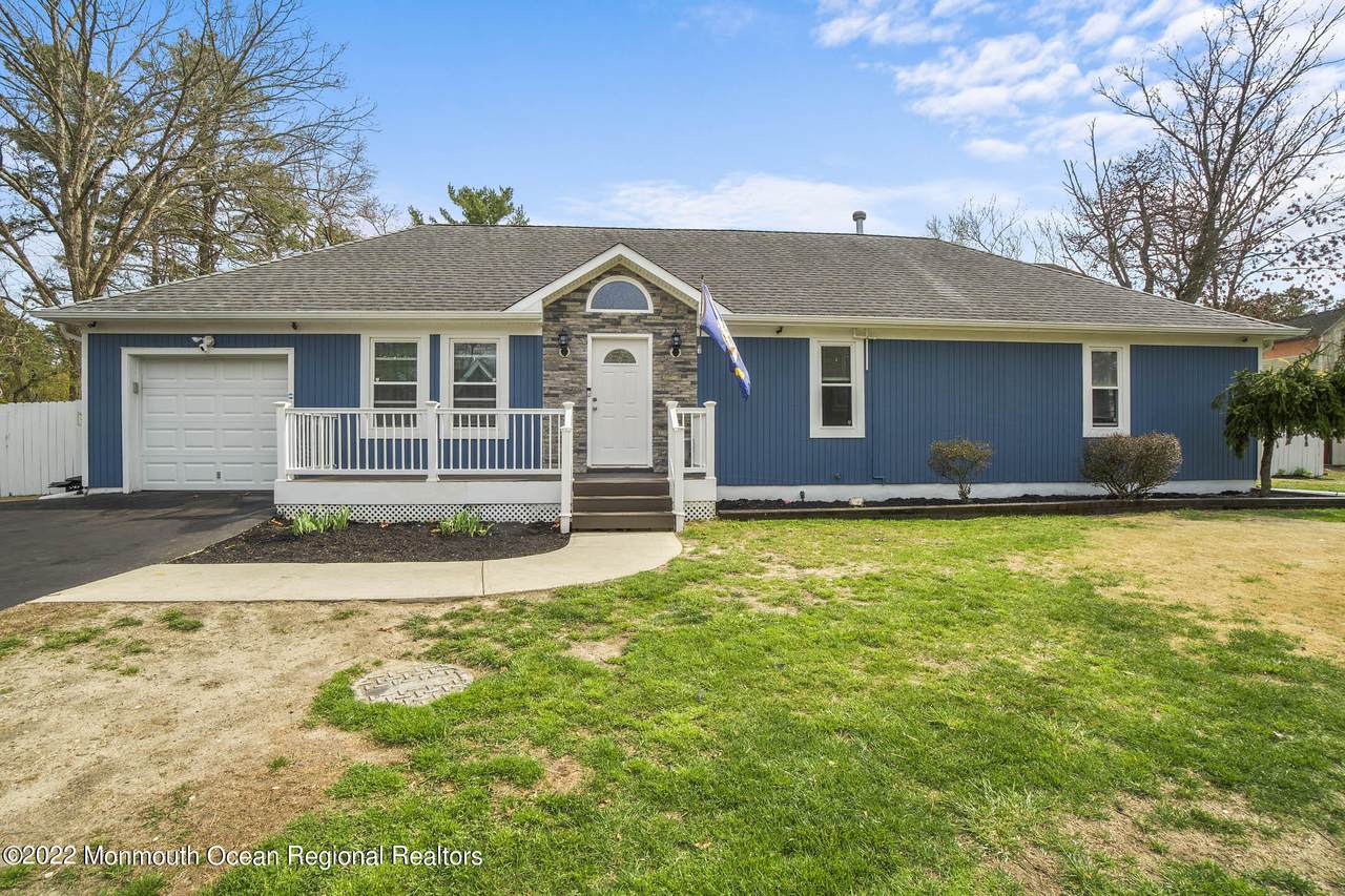 2024 2nd Avenue - Photo 1