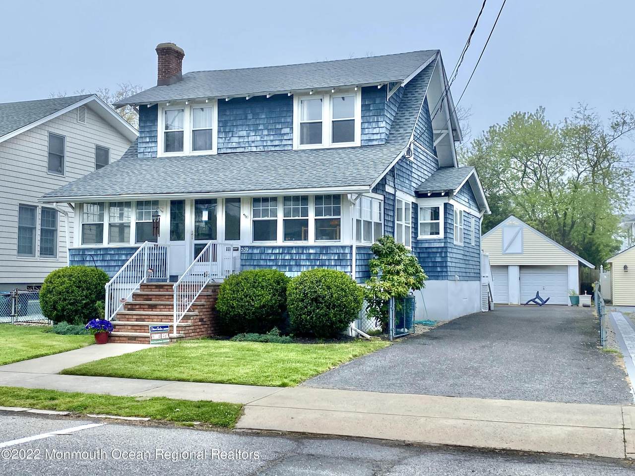 209 Atlantic Avenue - Photo 1