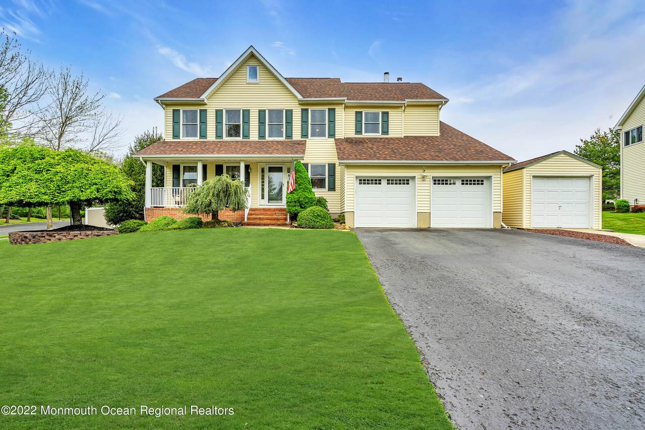 39 Gate Lane - Photo 1