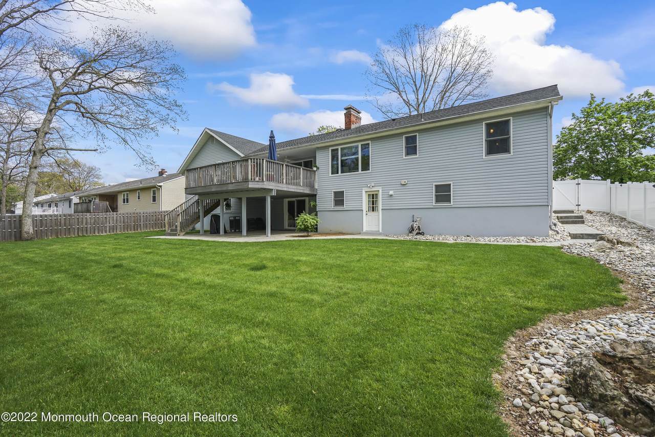 23 Mcfadden Drive - Photo 1