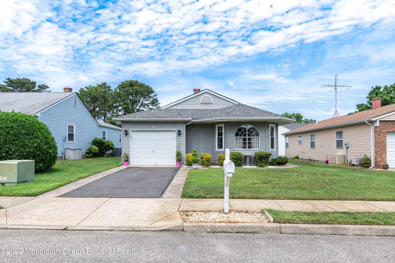 27 Kinkora Court - Photo 1