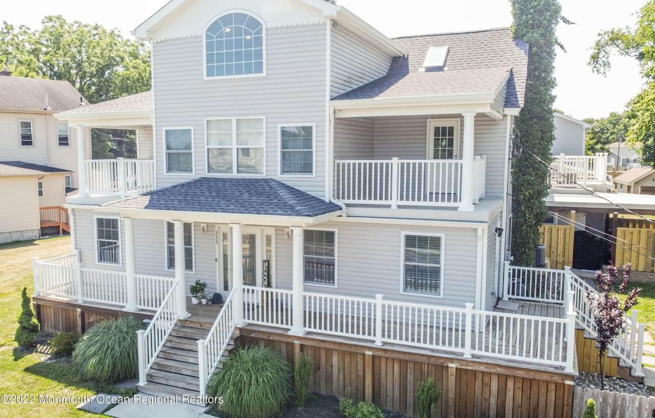 111 Shore Road - Photo 1