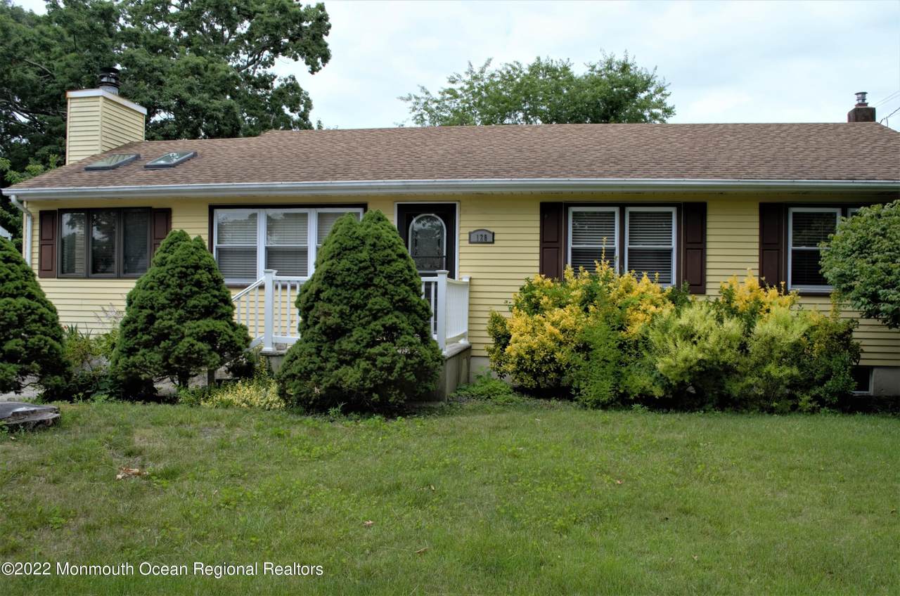 128 Hoover Drive - Photo 1