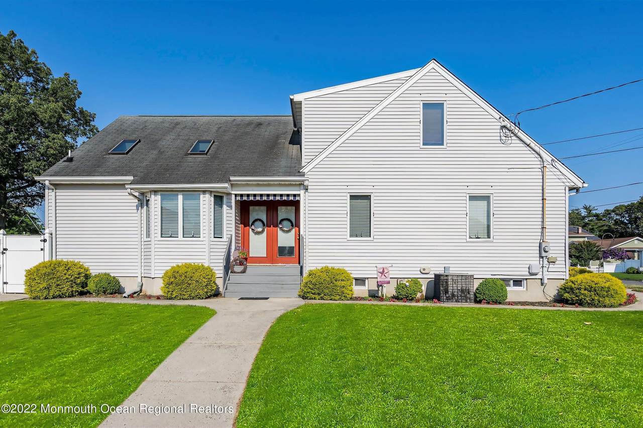 805 South Street - Photo 1