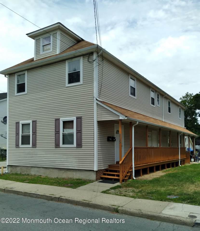 205 4th Street - Photo 1