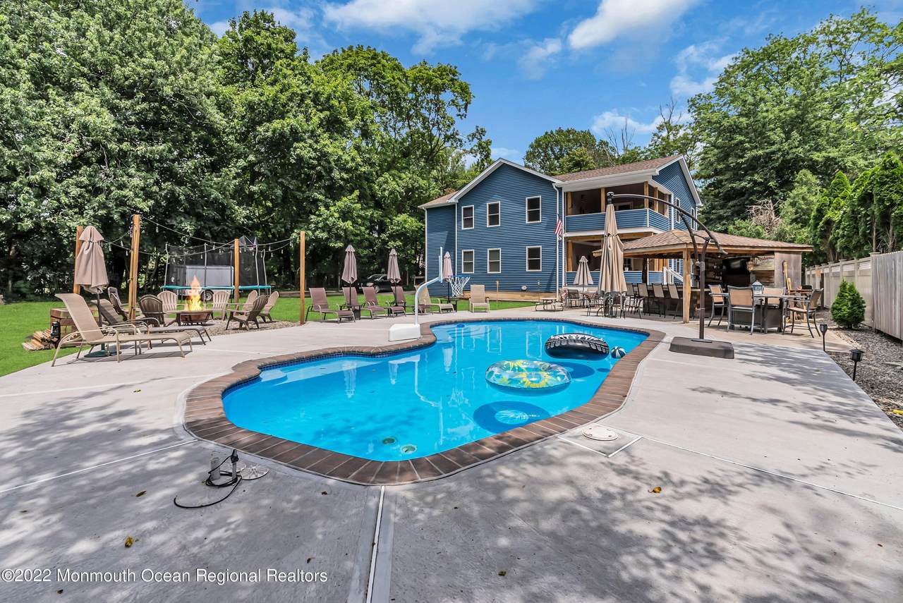 27 Brookwillow Avenue - Photo 1