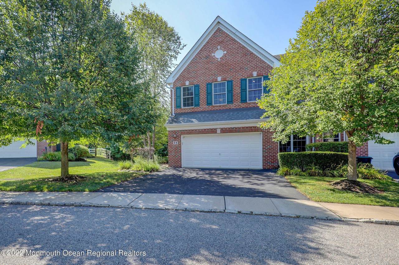 44 Fells Drive - Photo 1
