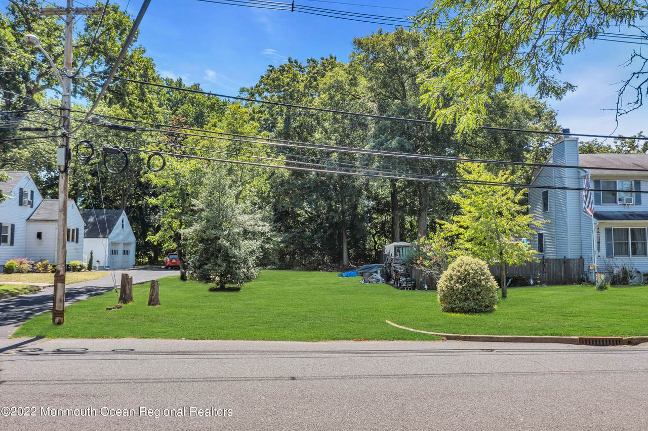 1902 Melville Street - Photo 1