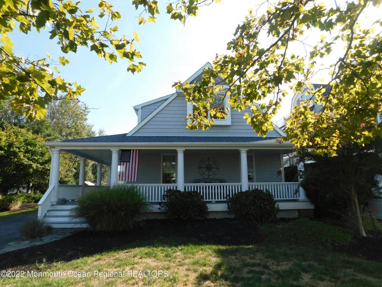 107 Brown Avenue - Photo 1