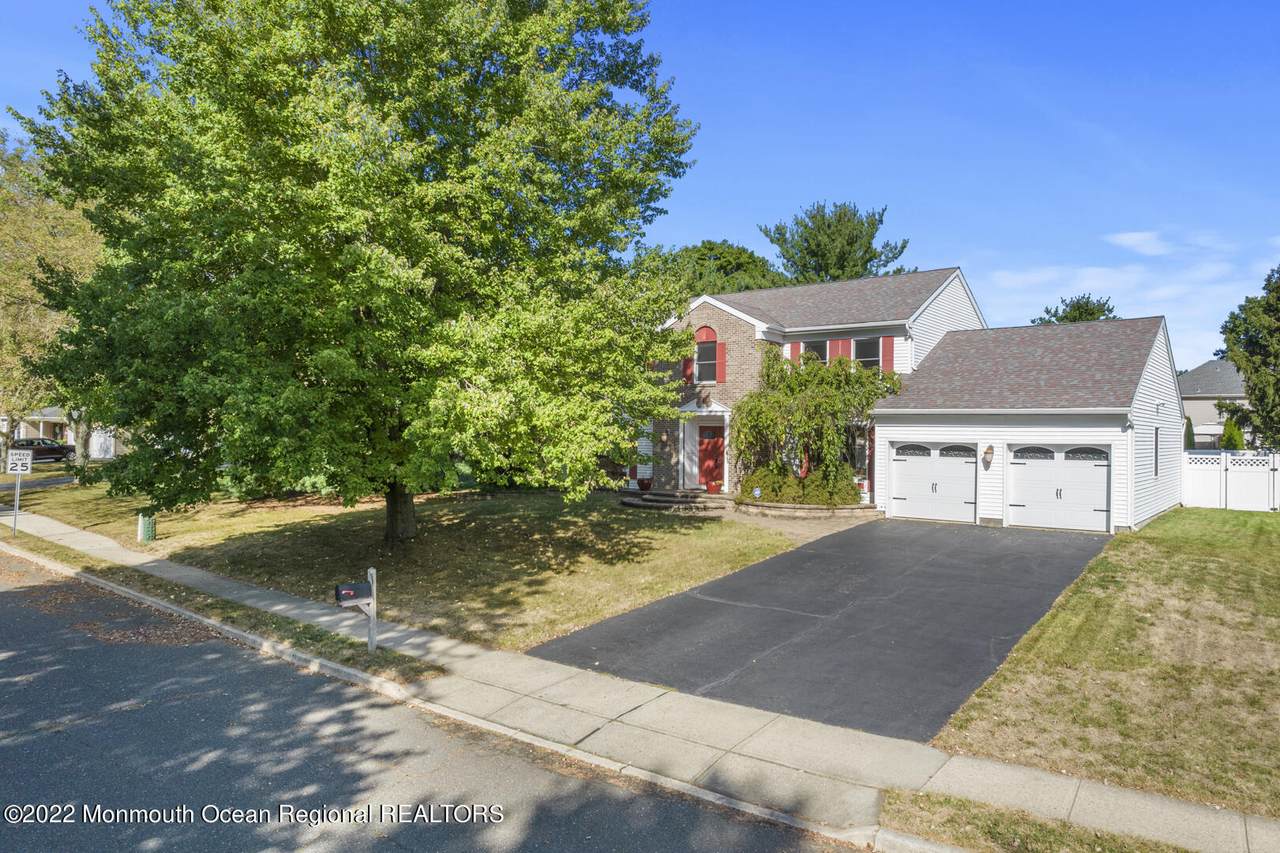 30 Martin Lane - Photo 1