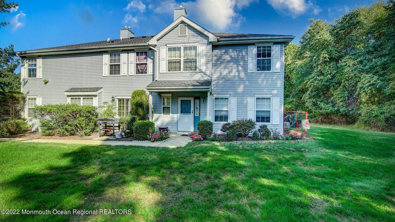 1055 Tarragon Court - Photo 1