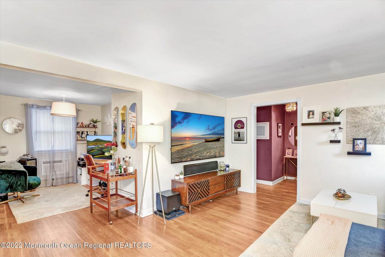 42 Manor Drive - Photo 1
