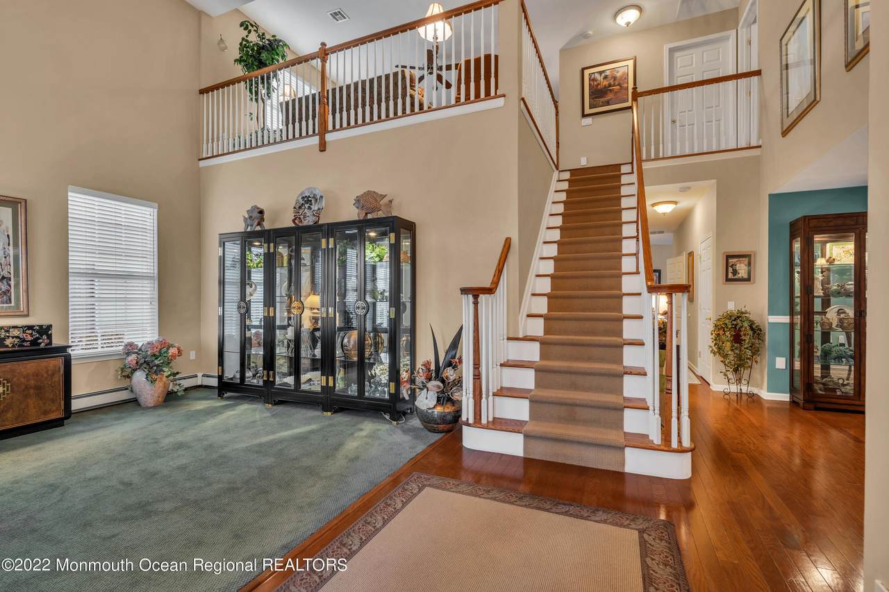 64 Enclave Boulevard - Photo 1