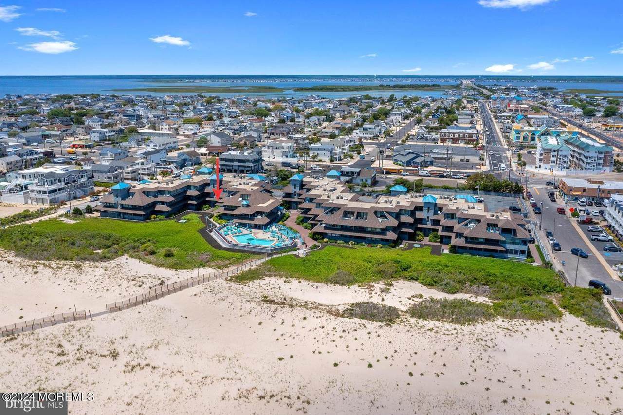 901 Ocean Avenue - Photo 1