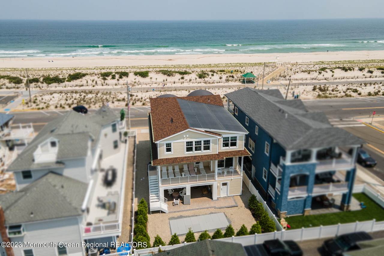 1005 Ocean Avenue - Photo 1