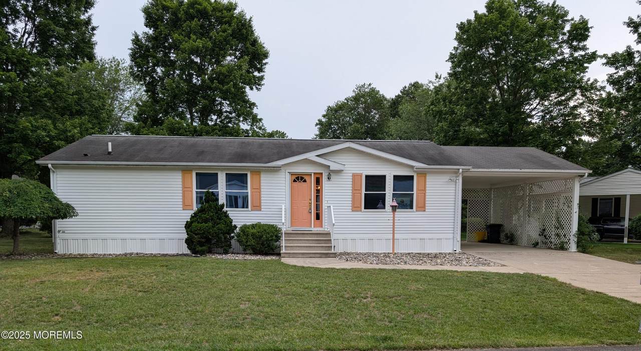 14 Tanglewood Drive - Photo 1
