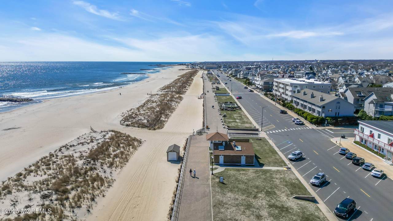 113 Lareine Avenue - Photo 1