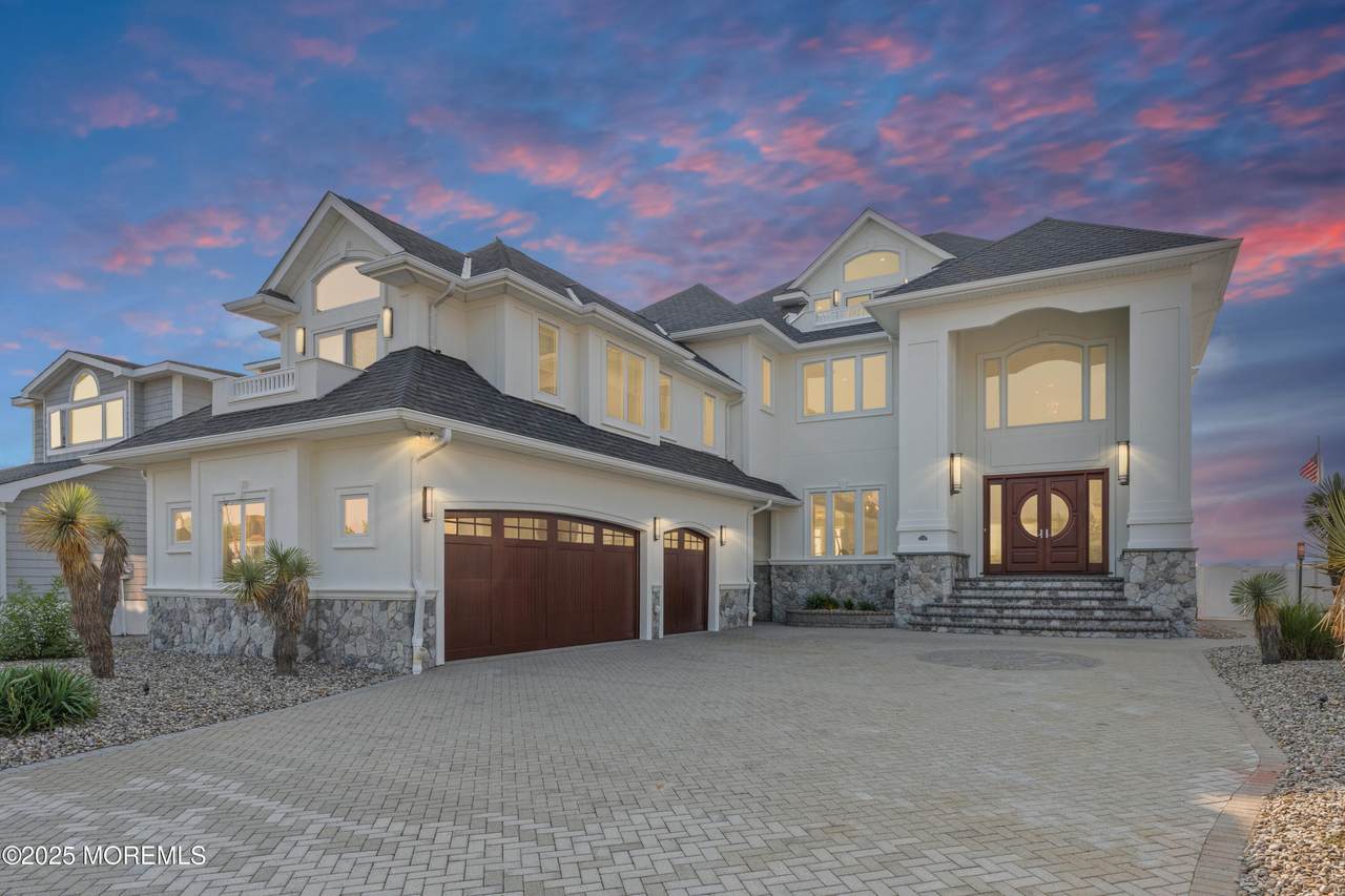 3414 Sandy Place - Photo 1