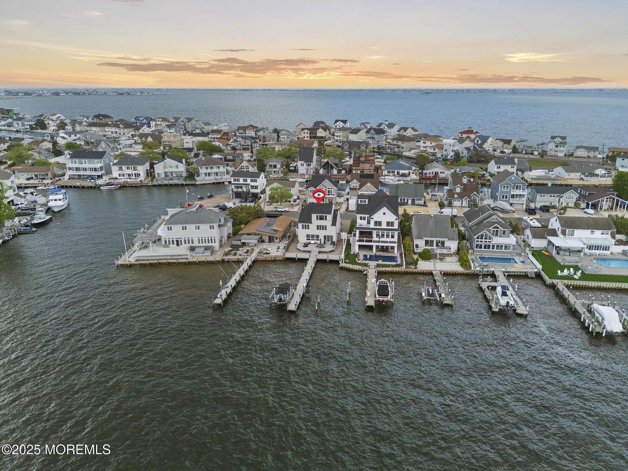 505 Bayview Drive - Photo 1