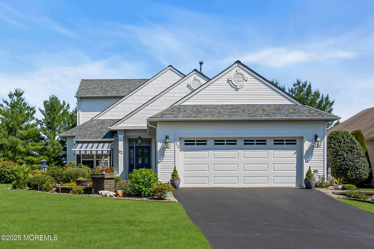 52 Dante Drive - Photo 1