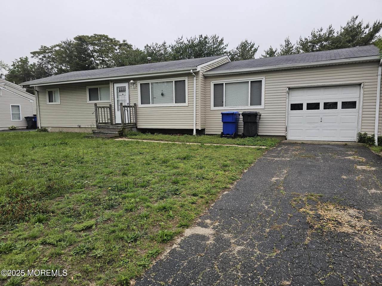 906 Egret Drive - Photo 1
