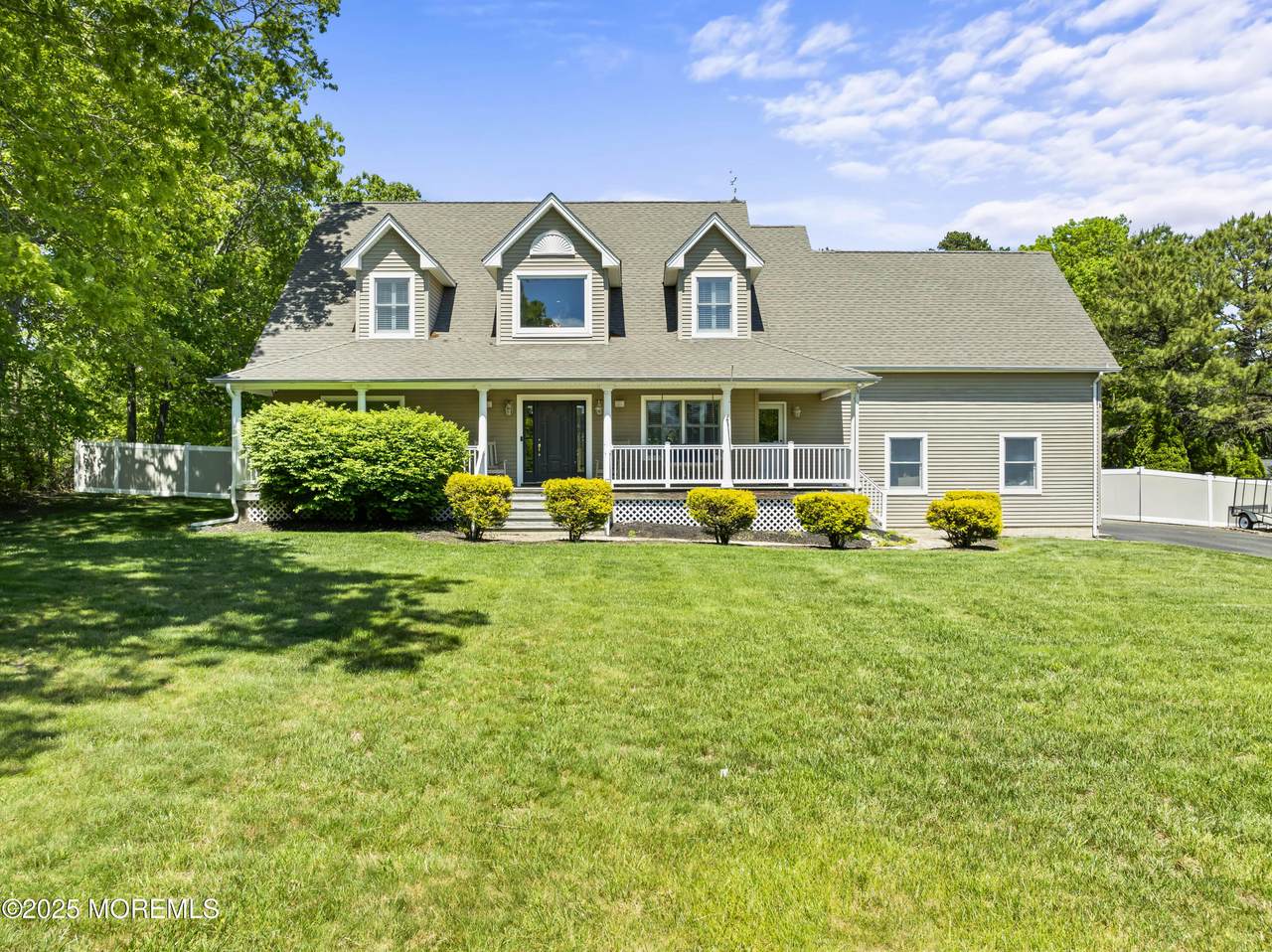 274 Beachview Avenue - Photo 1