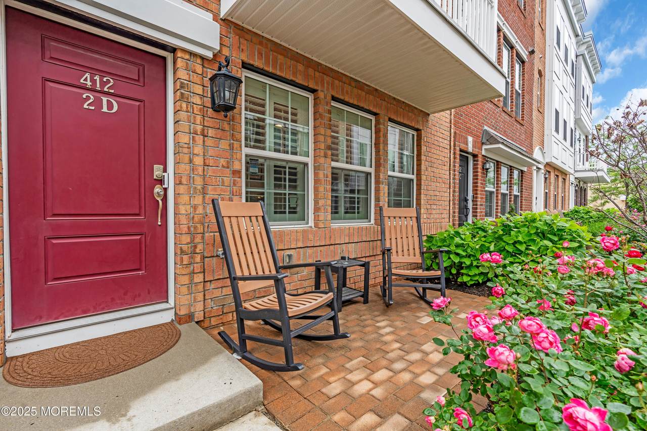 412 Sewall Avenue - Photo 1