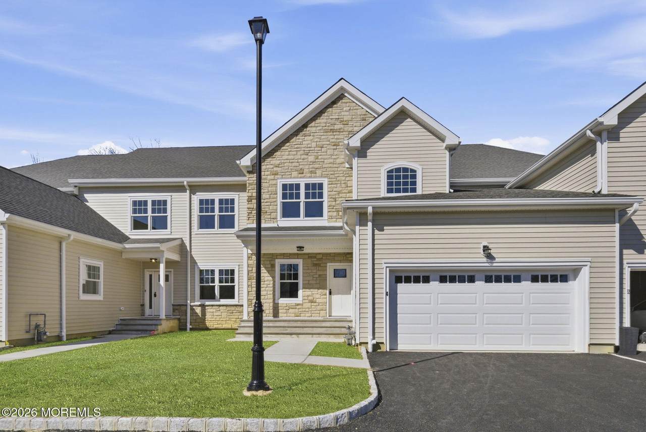 4 Remington Court - Photo 1