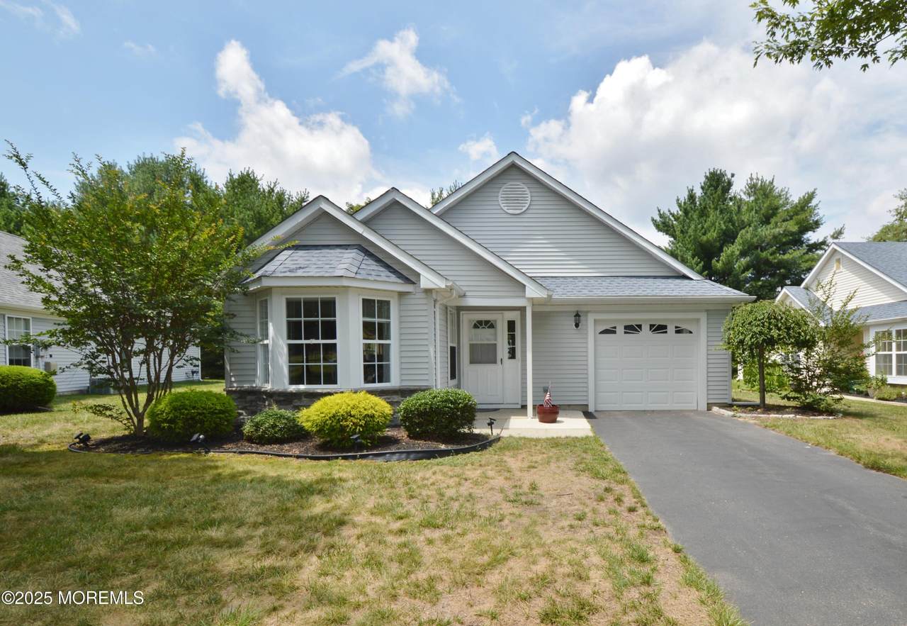 2386 Torrington Drive - Photo 1