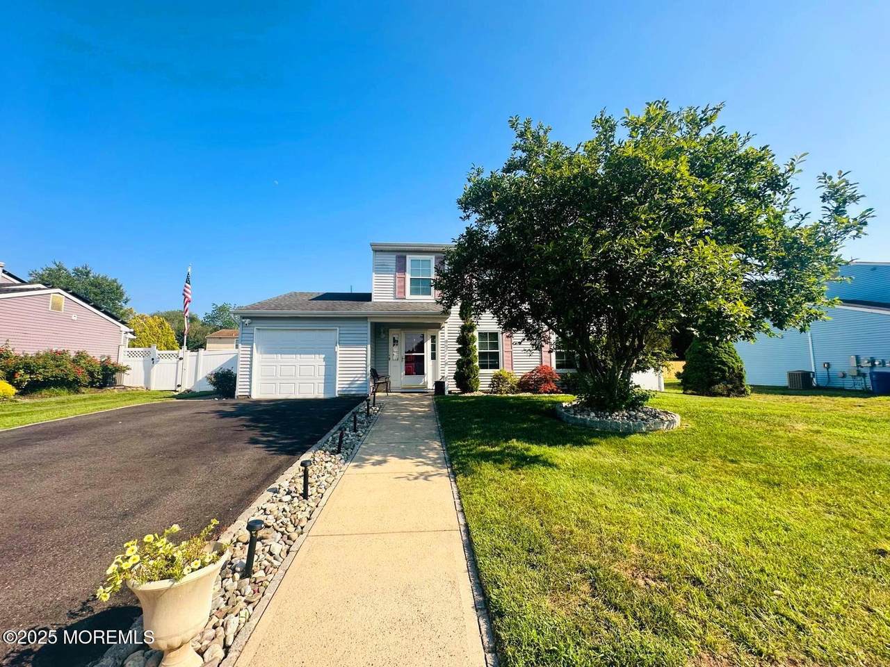 33 Snowdrift Lane - Photo 1