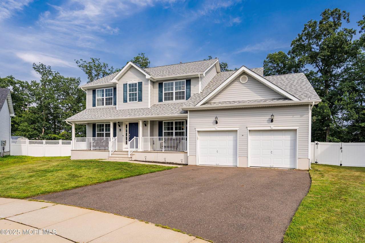 4 Saddle Ridge Court - Photo 1