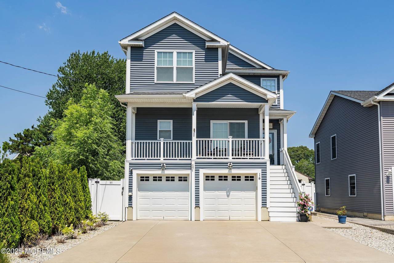 14 Holly Acres Drive - Photo 1