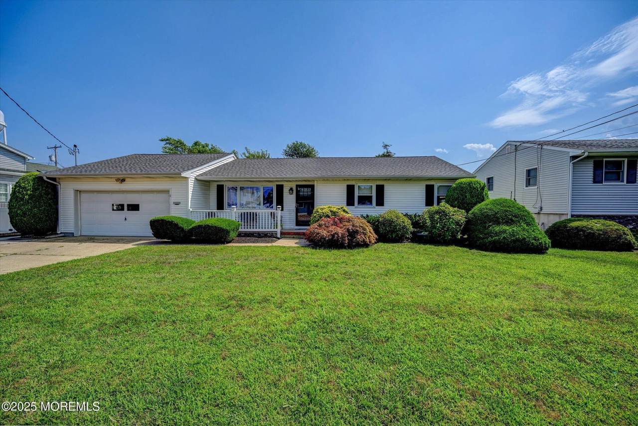 2222 Riviera Parkway - Photo 1