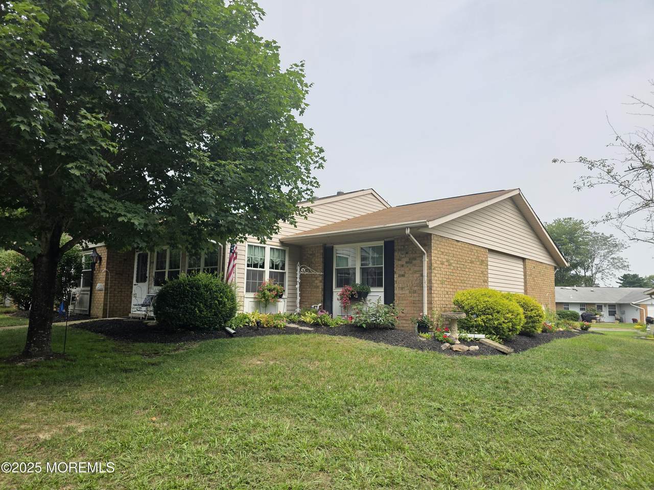 83B Cambridge Circle - Photo 1