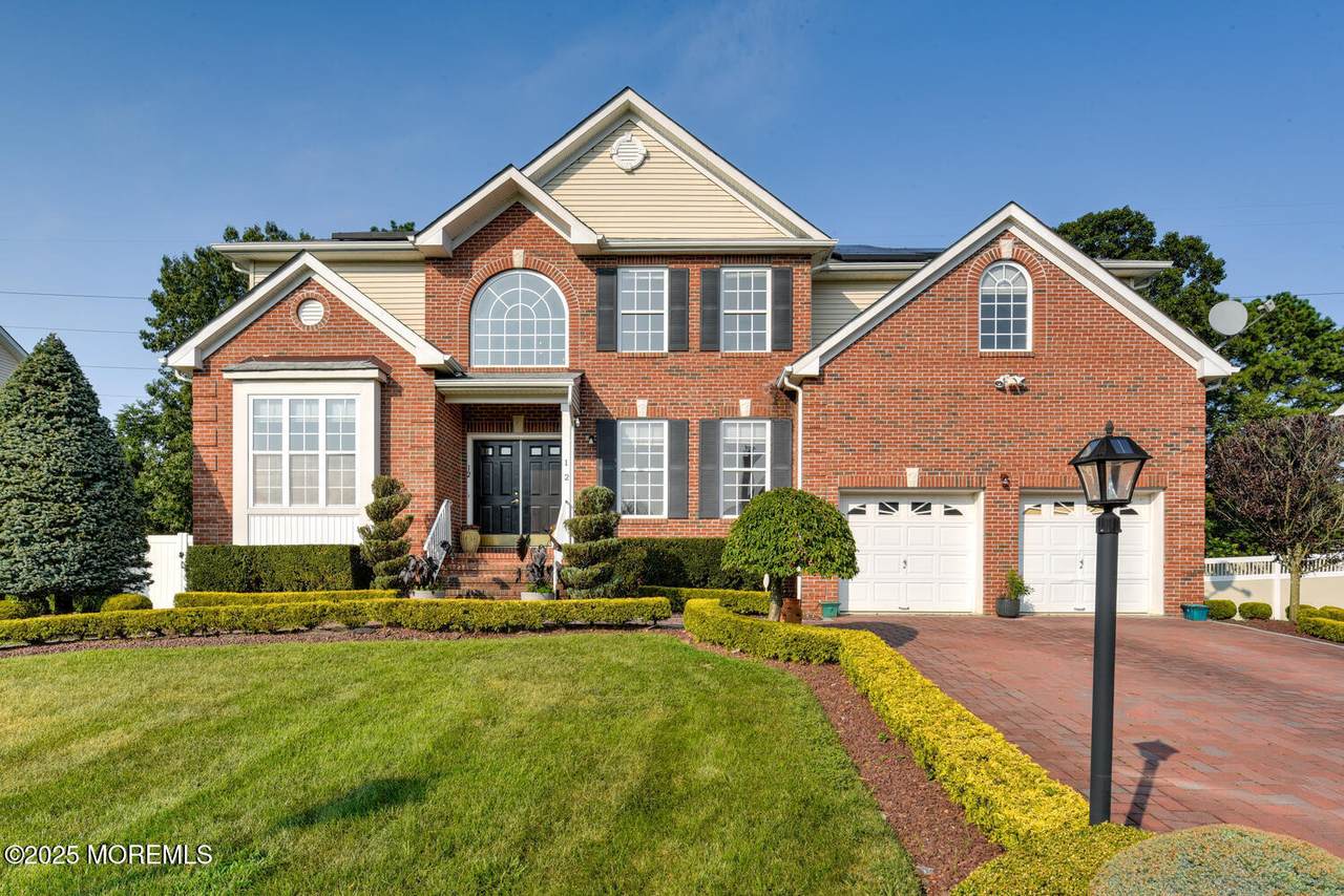 12 Ellis Court - Photo 1