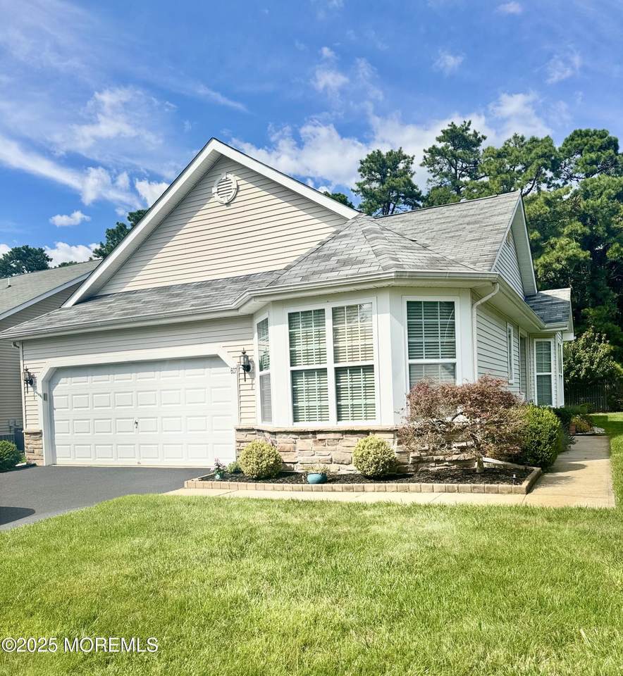 607 Timberline Lane - Photo 1