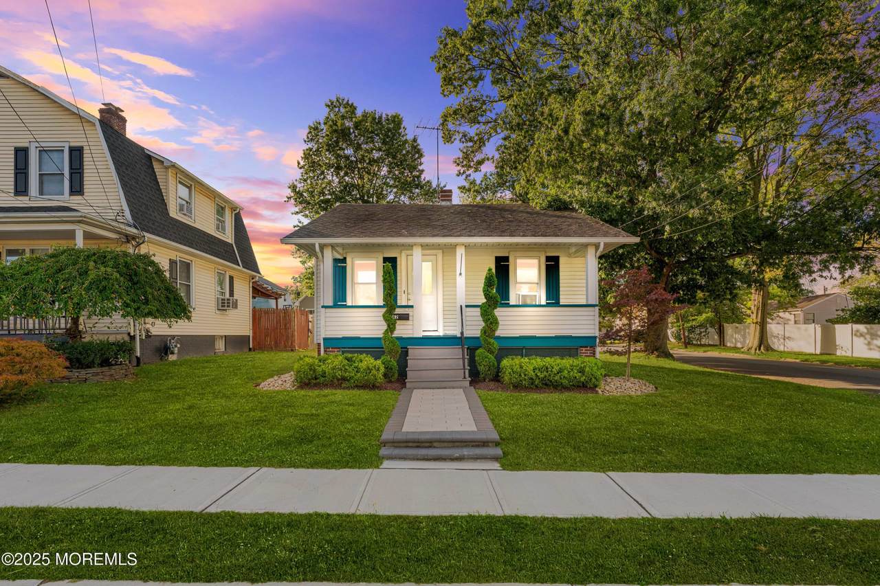 42 Foch Avenue - Photo 1
