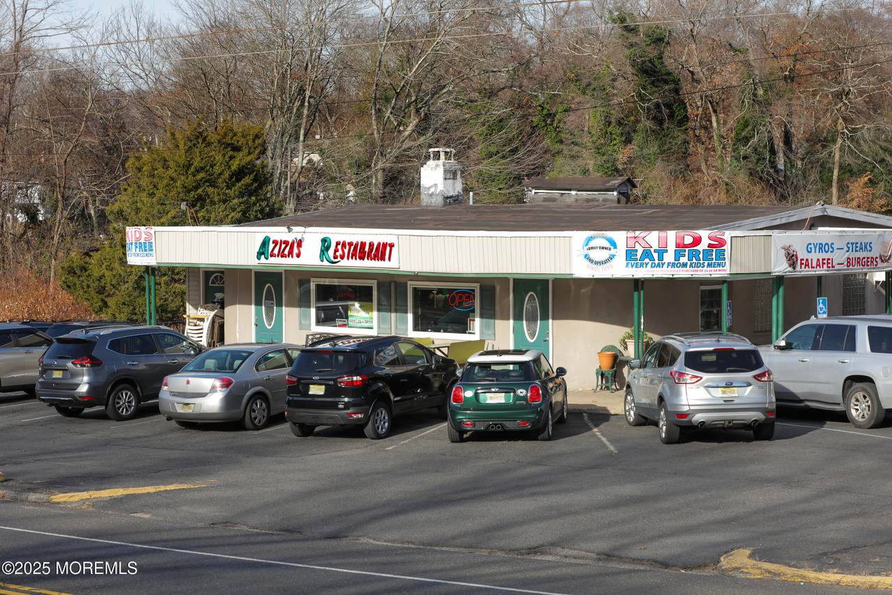 2825 Marne Highway - Photo 1